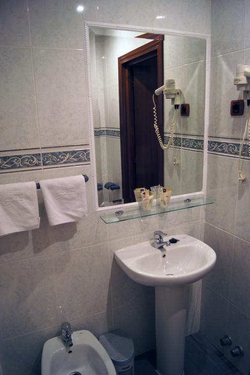 Hostal Victoria Málaga Rum bild